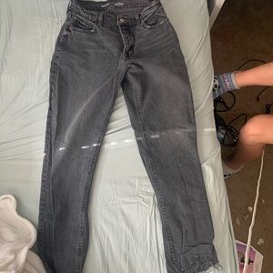 light grey/black jeans